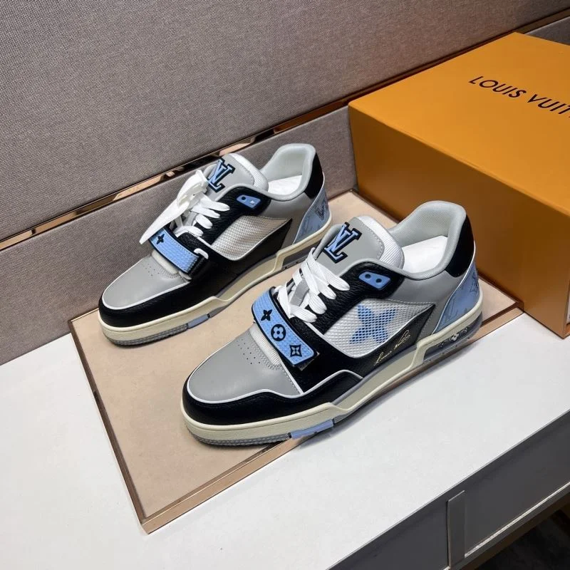 Comfortable Louis Vuitton Trainer Sneaker 32500