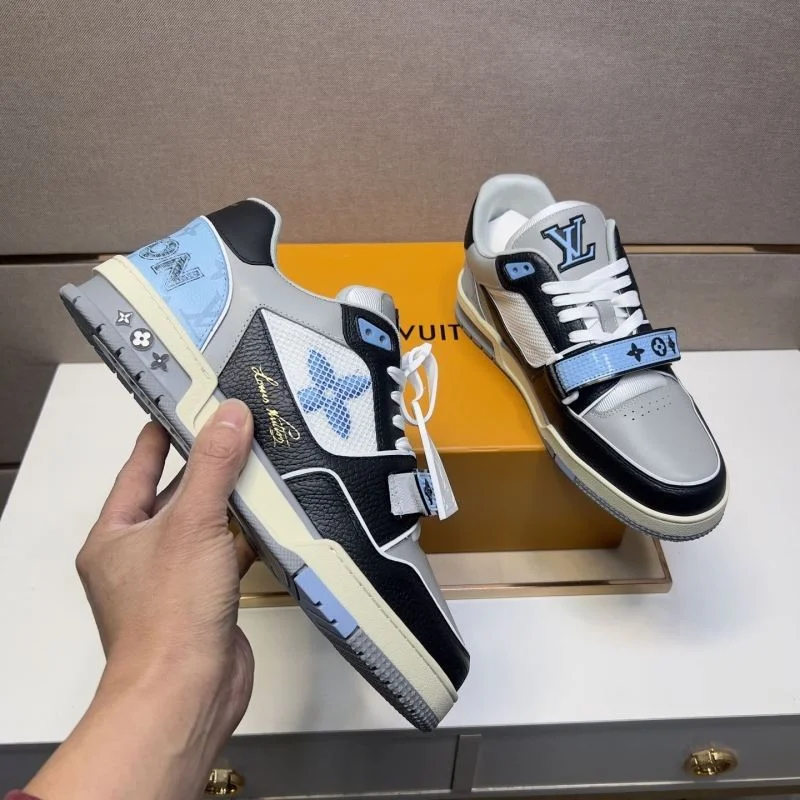 Comfortable Louis Vuitton Trainer Sneaker 32500