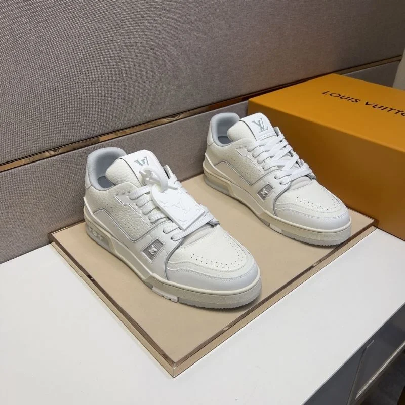 Louis Vuitton Trainer Sneaker WaterResistant 32497