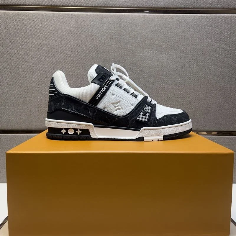 Louis Vuitton Trainer Sneaker WeatherProof 32496