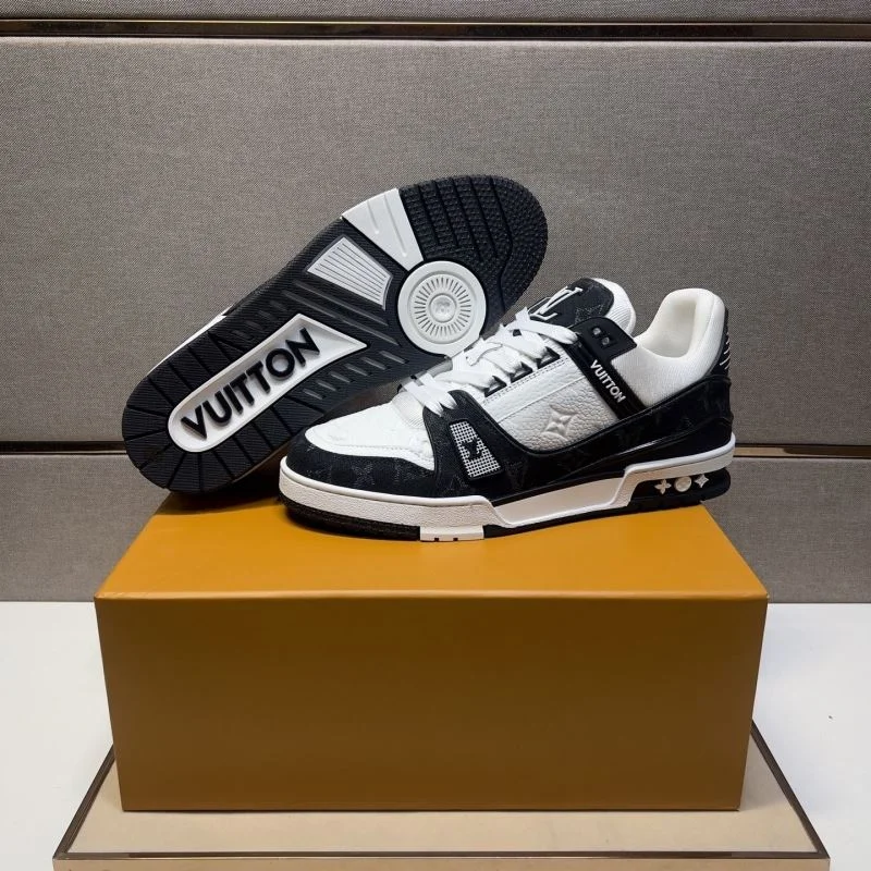 Louis Vuitton Trainer Sneaker WeatherProof 32496