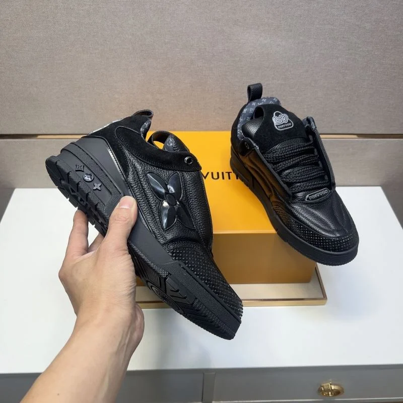 Louis Vuitton Trainer Sneaker TechFriendly 32495