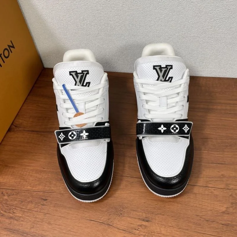 Louis Vuitton Trainer Sneaker OdorResistant 32484
