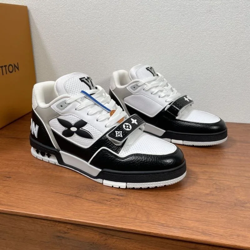 Louis Vuitton Trainer Sneaker OdorResistant 32484