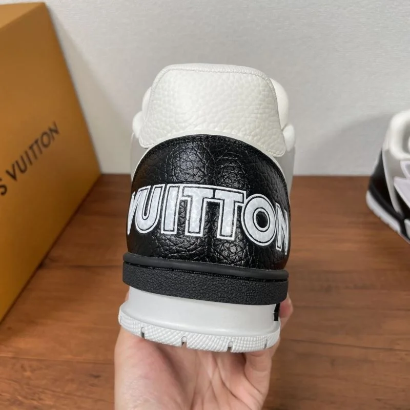 Louis Vuitton Trainer Sneaker OdorResistant 32484