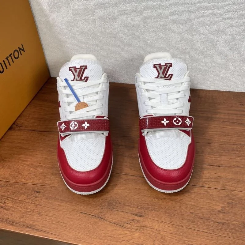 Louis Vuitton Trainer Sneaker WellDesigned 32473
