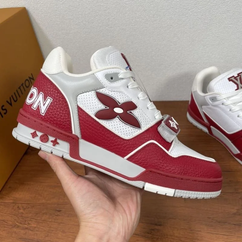 Louis Vuitton Trainer Sneaker WellDesigned 32473
