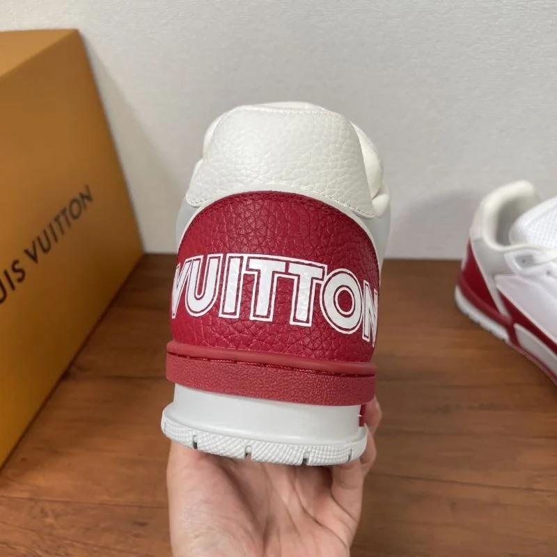 Louis Vuitton Trainer Sneaker WellDesigned 32473