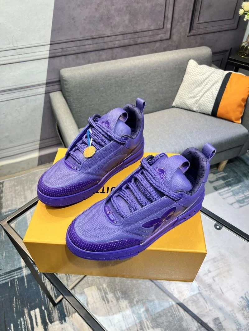 Fashionable Louis Vuitton Trainer Sneaker 32487