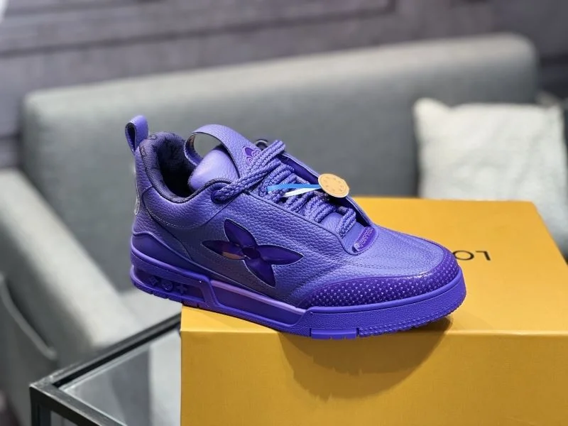 Fashionable Louis Vuitton Trainer Sneaker 32487