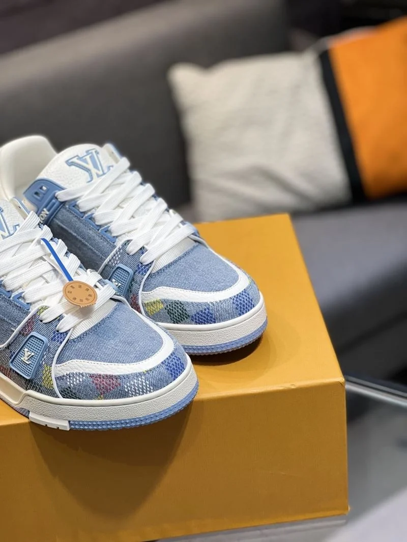 Louis Vuitton Trainer Sneaker Durable 32488