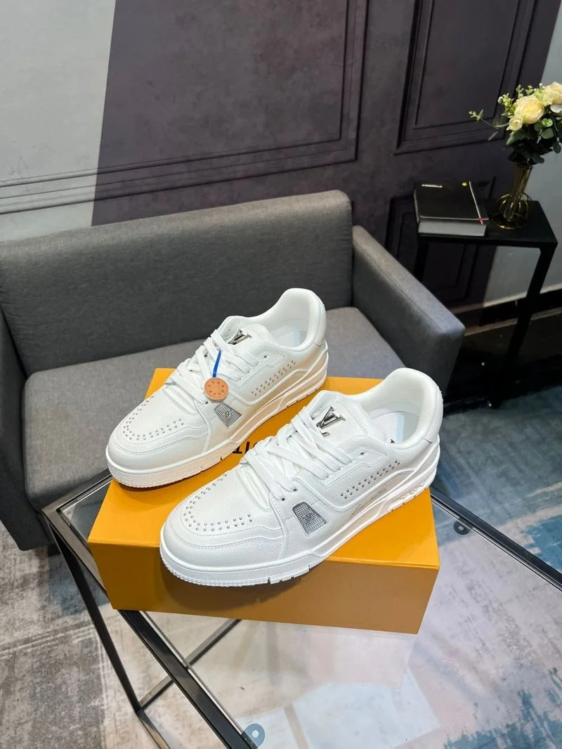TopPick Louis Vuitton Trainer Sneaker 32470