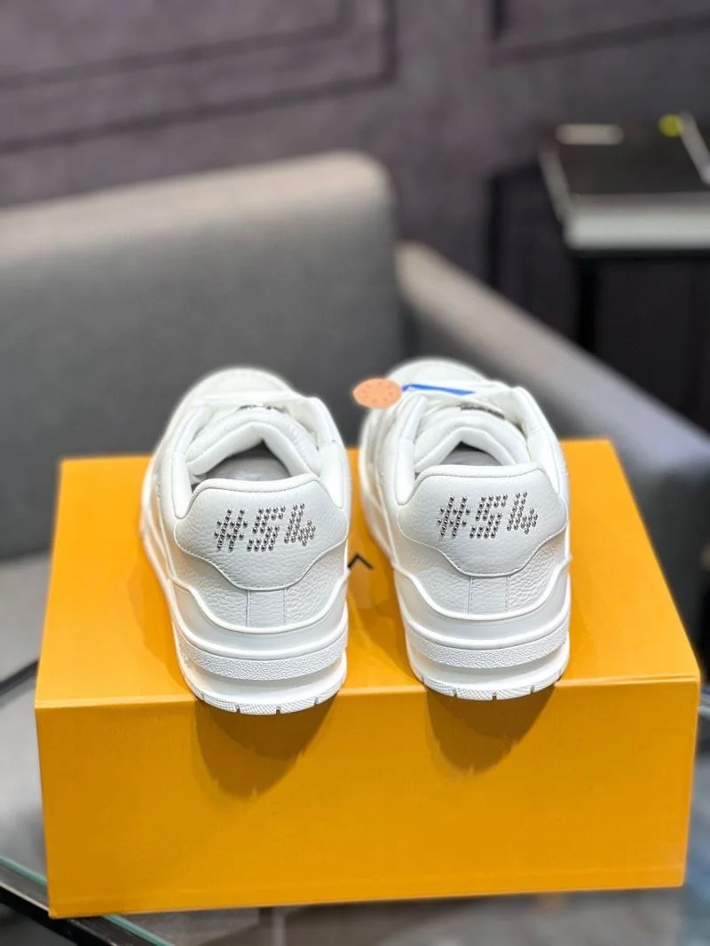 TopPick Louis Vuitton Trainer Sneaker 32470