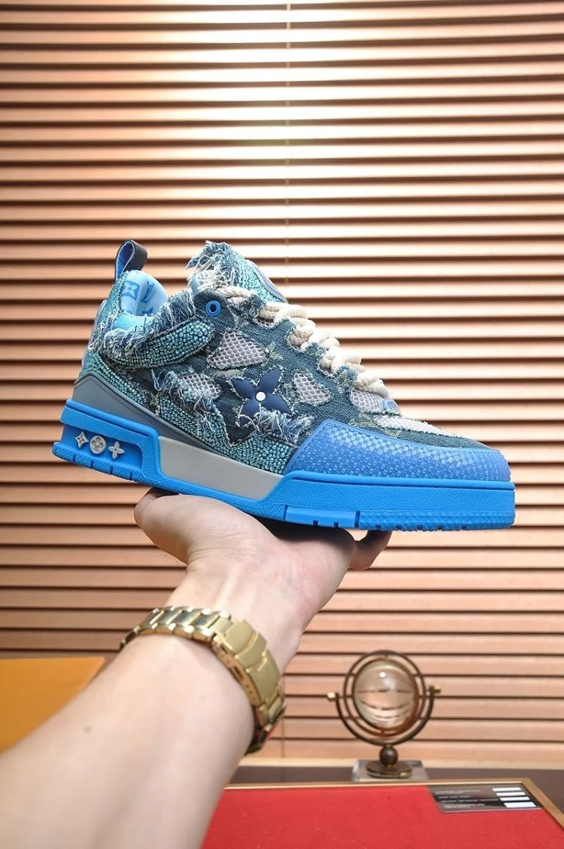 NewStyle Louis Vuitton Trainer Sneaker 32482