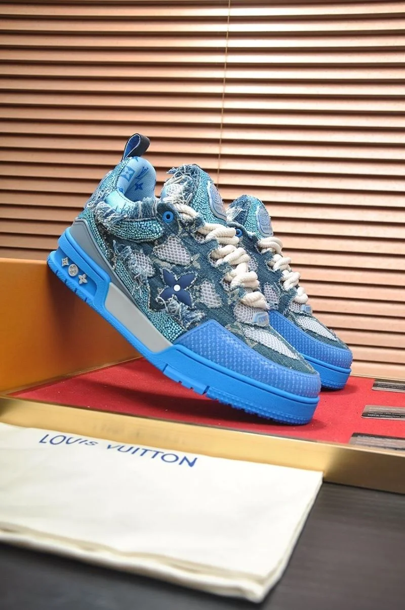 NewStyle Louis Vuitton Trainer Sneaker 32482