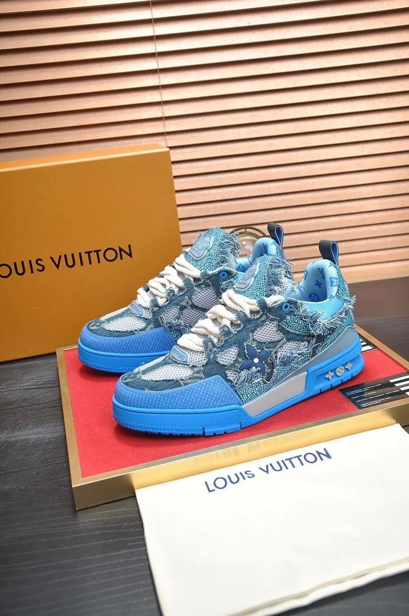 NewStyle Louis Vuitton Trainer Sneaker 32482