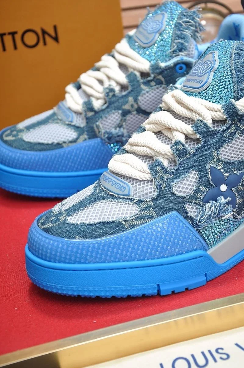 NewStyle Louis Vuitton Trainer Sneaker 32482