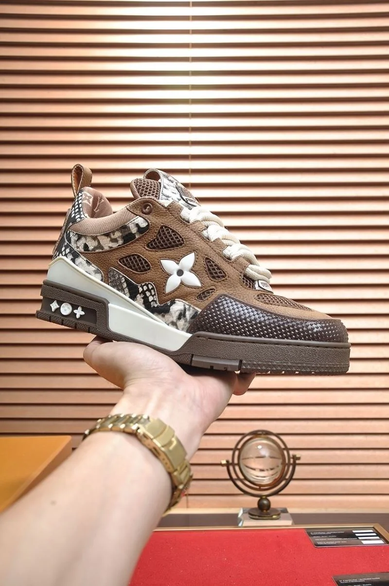 Louis Vuitton Trainer Sneaker Upgraded 32490