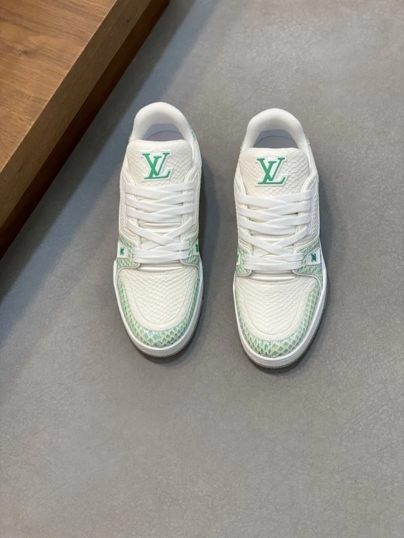 Louis Vuitton Trainer Sneaker QuickDry 32481