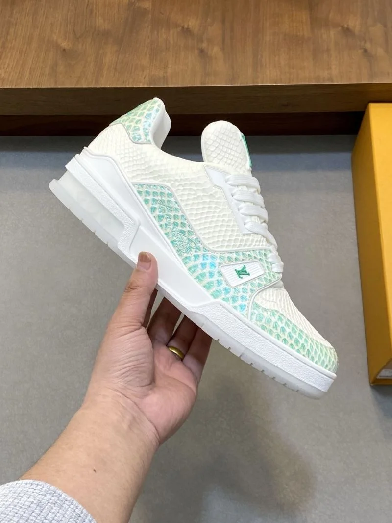 Louis Vuitton Trainer Sneaker QuickDry 32481