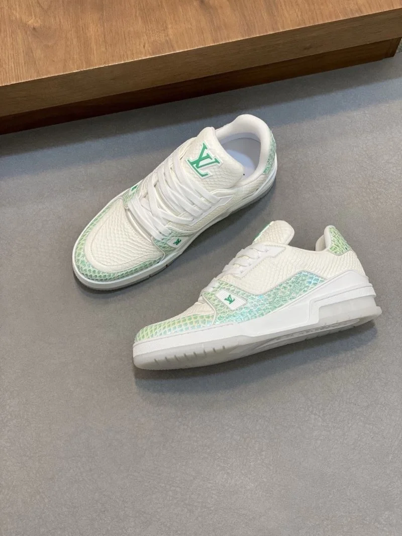 Louis Vuitton Trainer Sneaker QuickDry 32481