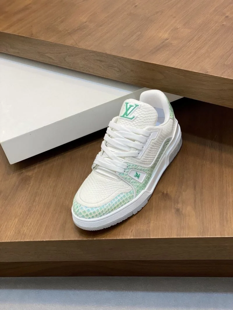 Louis Vuitton Trainer Sneaker QuickDry 32481