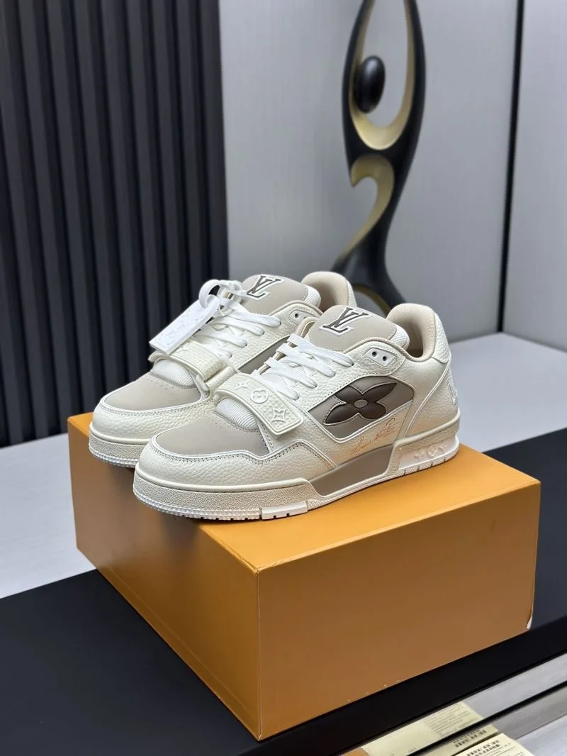 Louis Vuitton Trainer Sneaker Modern 33237