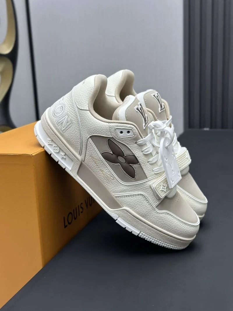 Louis Vuitton Trainer Sneaker Modern 33237