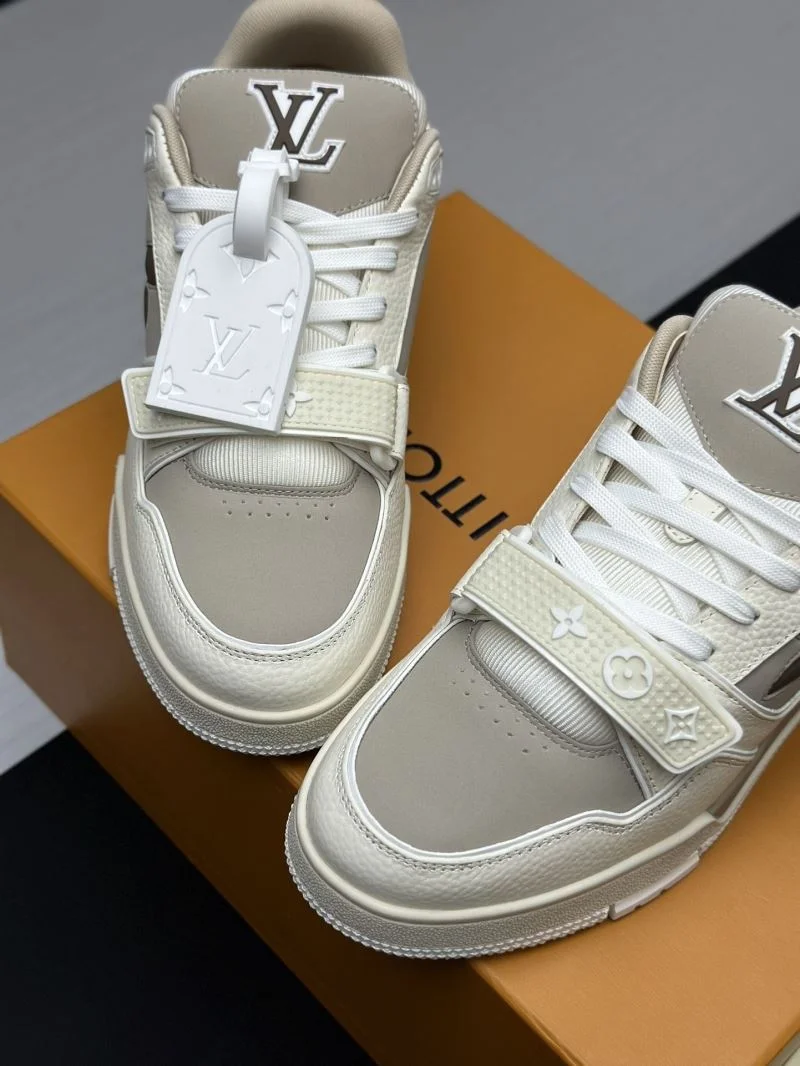 Louis Vuitton Trainer Sneaker Modern 33237