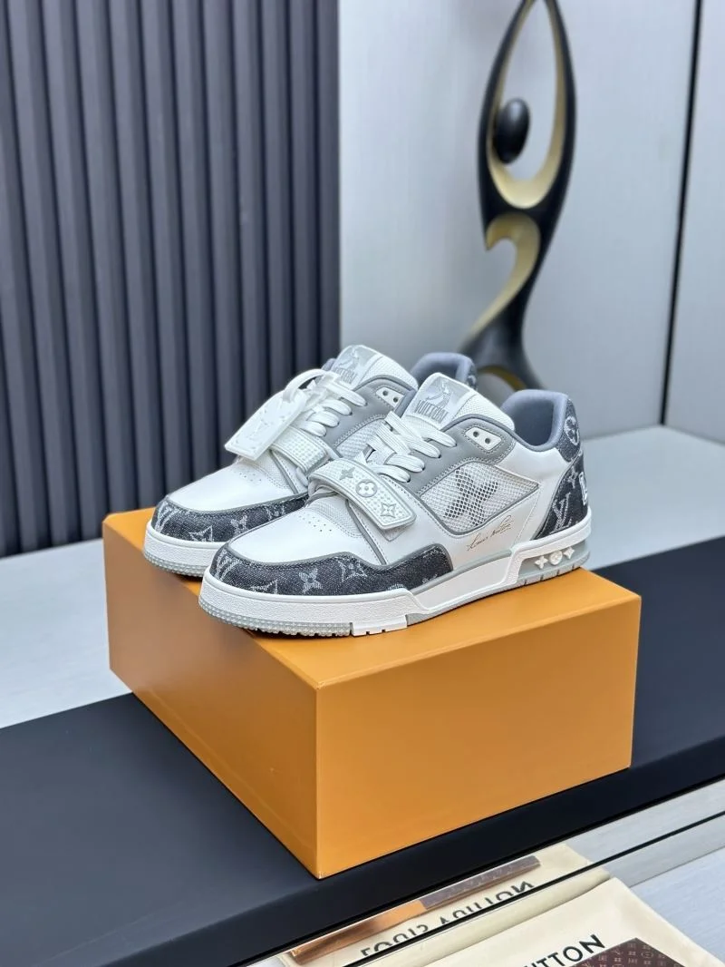 EasyCare Louis Vuitton Trainer Sneaker 33252