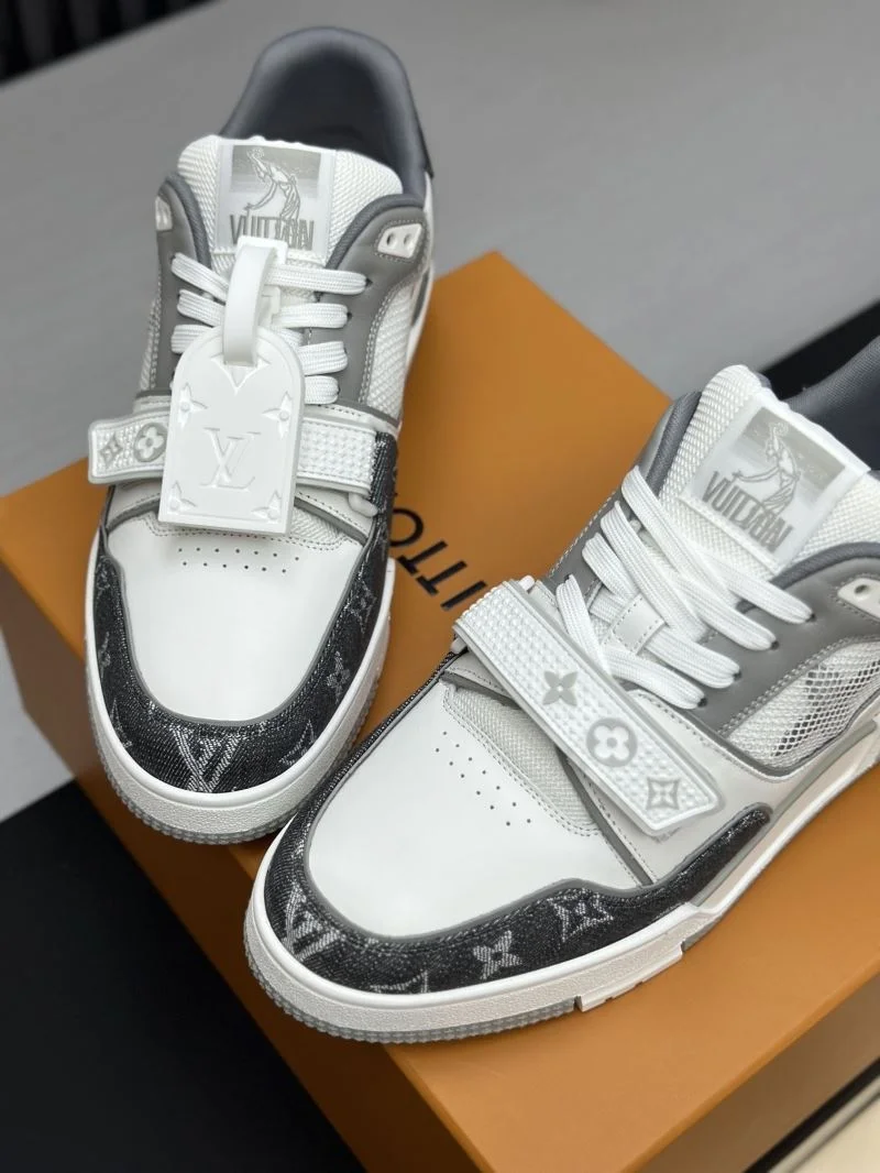 EasyCare Louis Vuitton Trainer Sneaker 33252