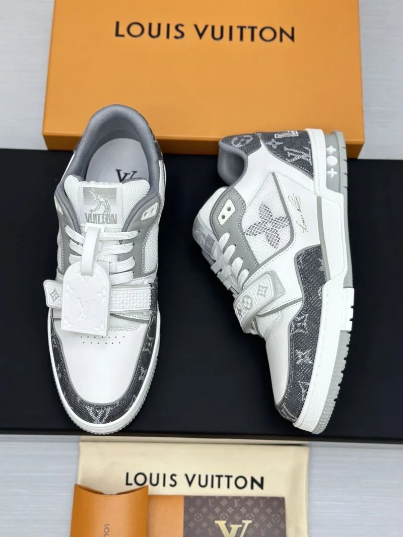 EasyCare Louis Vuitton Trainer Sneaker 33252