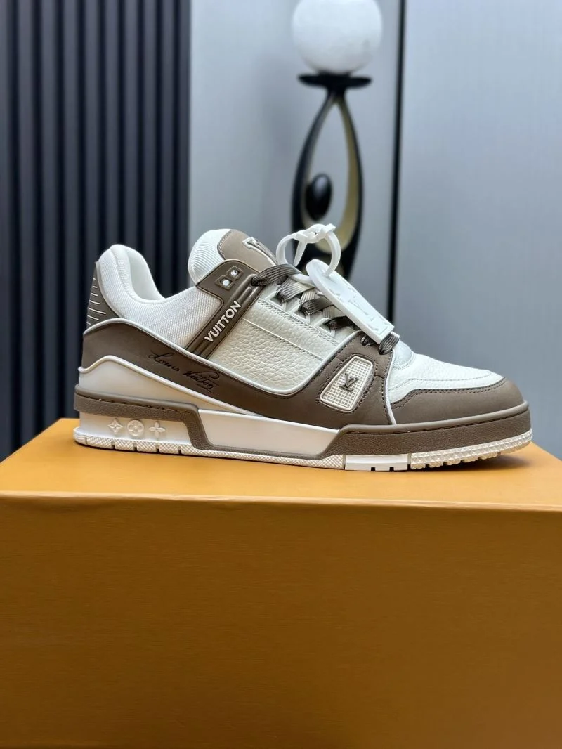 Louis Vuitton Trainer Sneaker SunProtective 33240