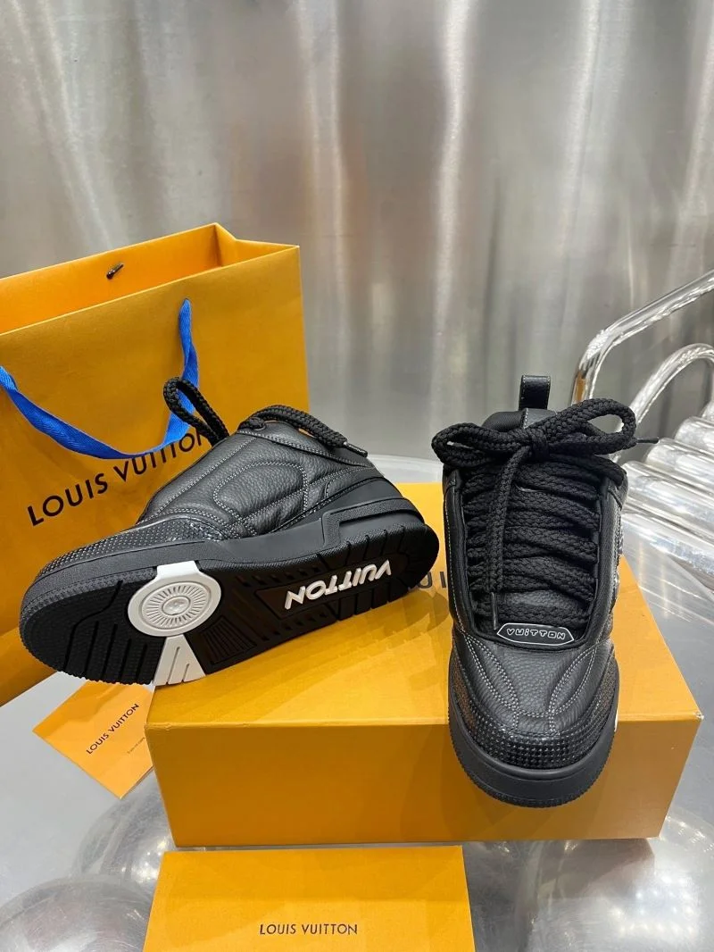 Bright Louis Vuitton Trainer Sneaker 31045