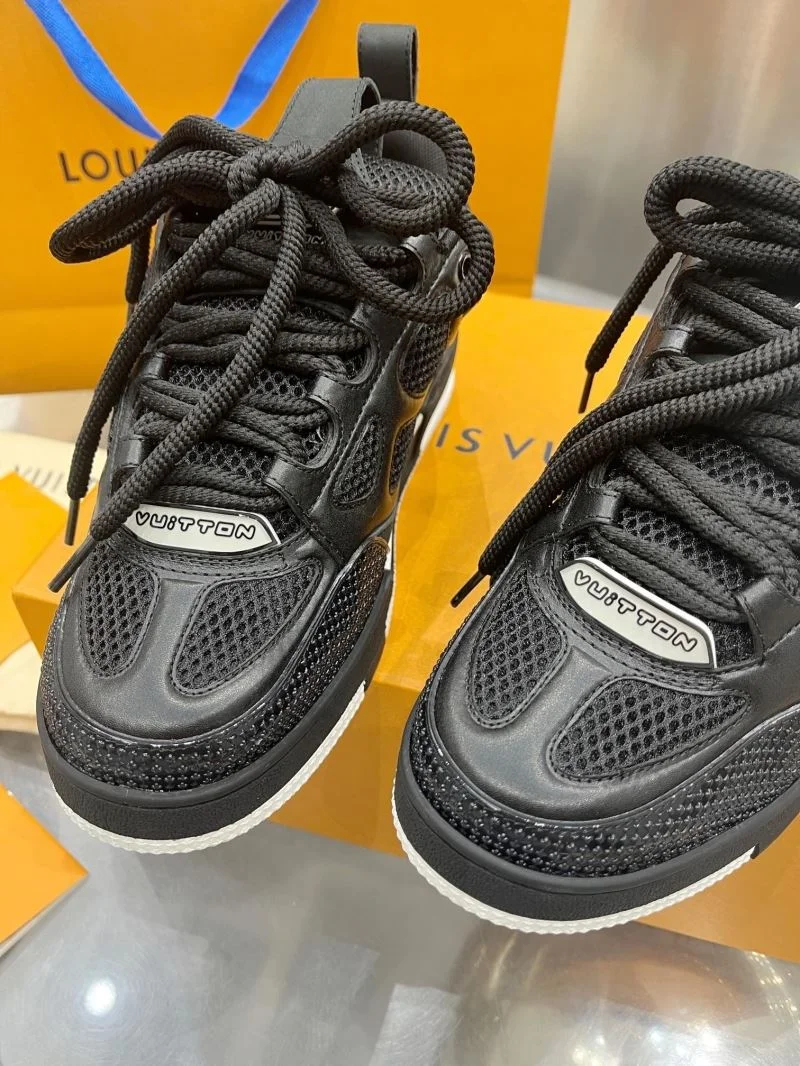 Louis Vuitton Trainer Sneaker Cozy 31031