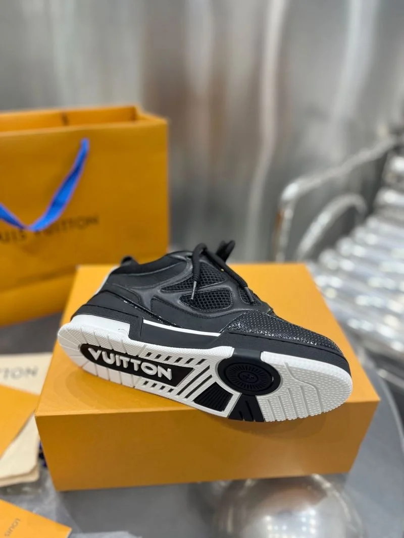 Louis Vuitton Trainer Sneaker Cozy 31031