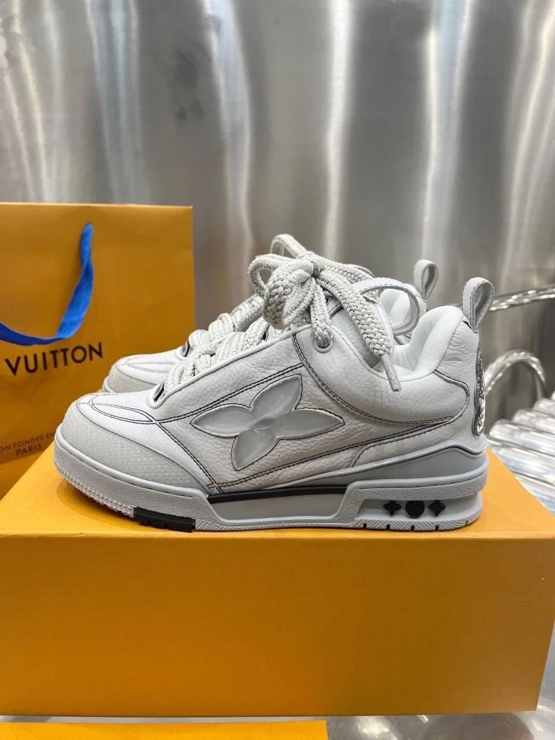 Louis Vuitton Trainer Sneaker Stylish 31050