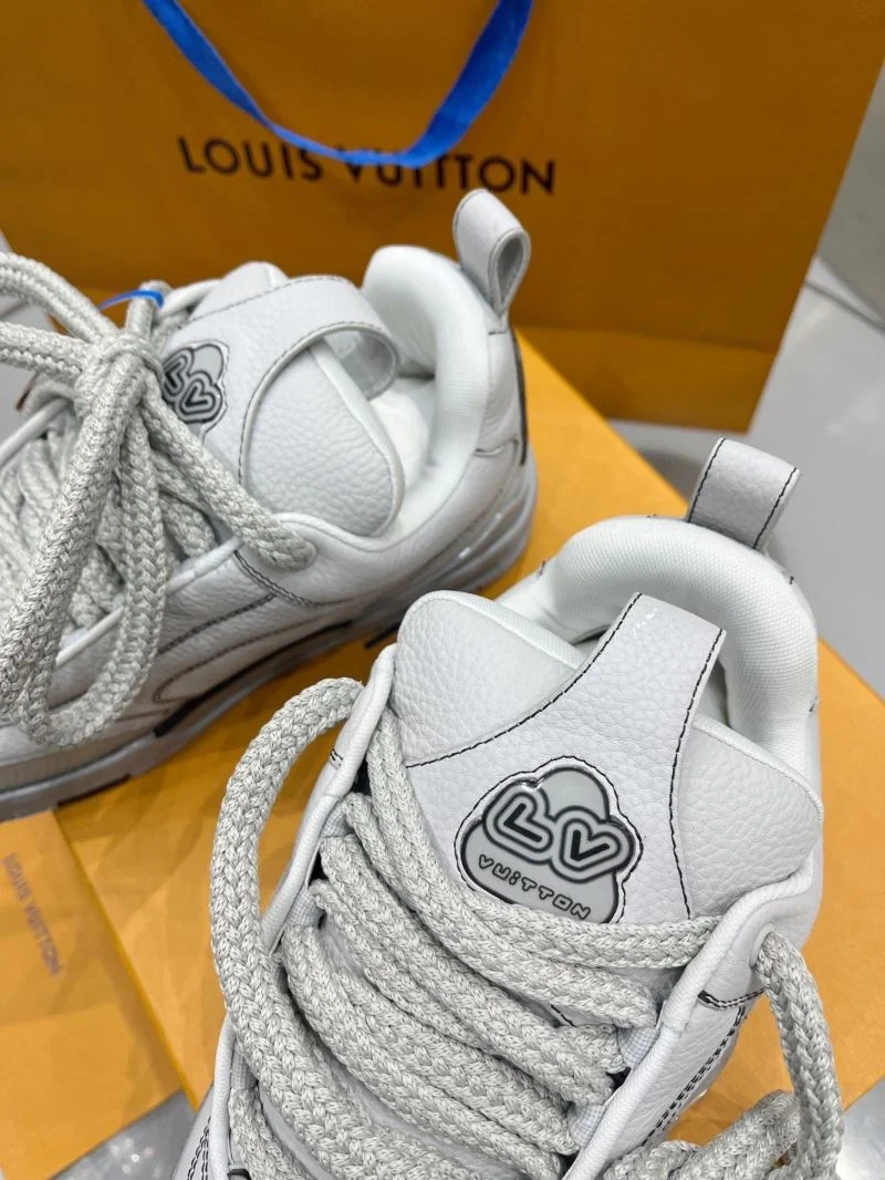 Louis Vuitton Trainer Sneaker Stylish 31050