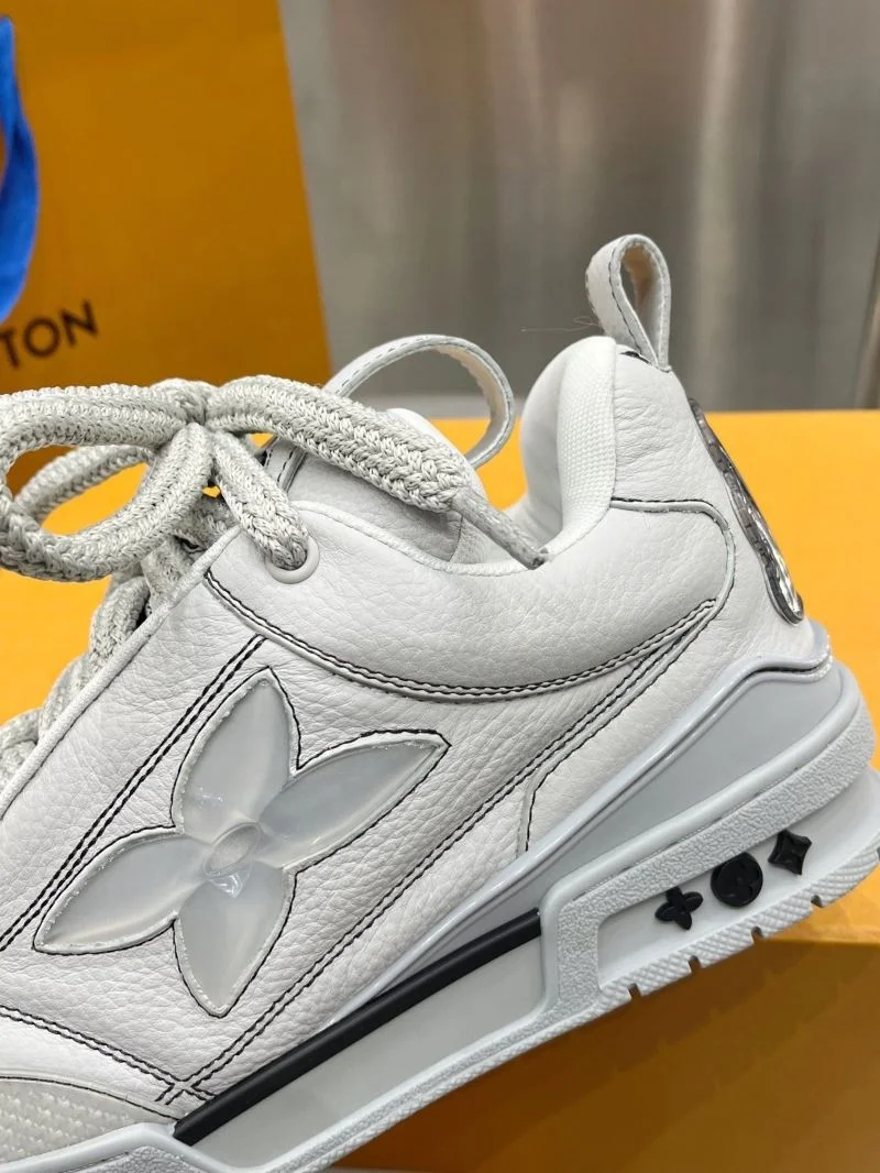 Louis Vuitton Trainer Sneaker Stylish 31050