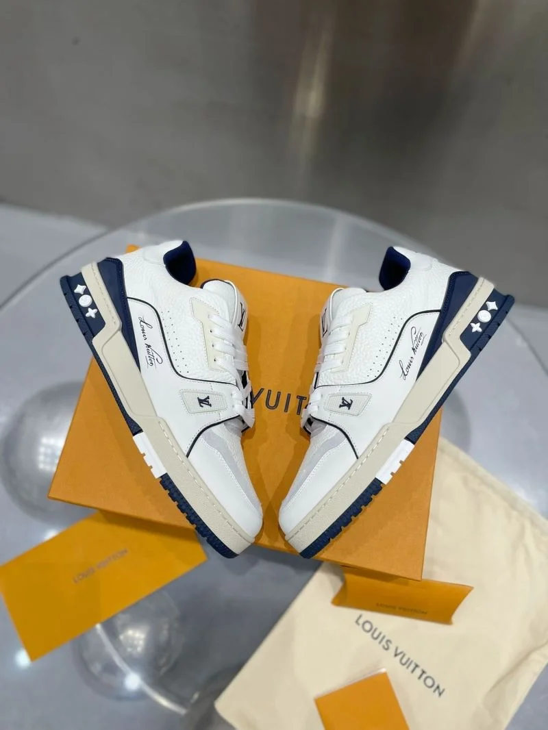 SmartChoice Louis Vuitton Trainer Sneaker 31059
