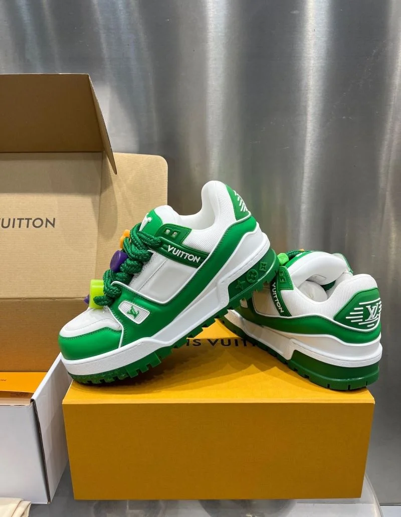 Louis Vuitton Trainer Sneaker Casual 31029