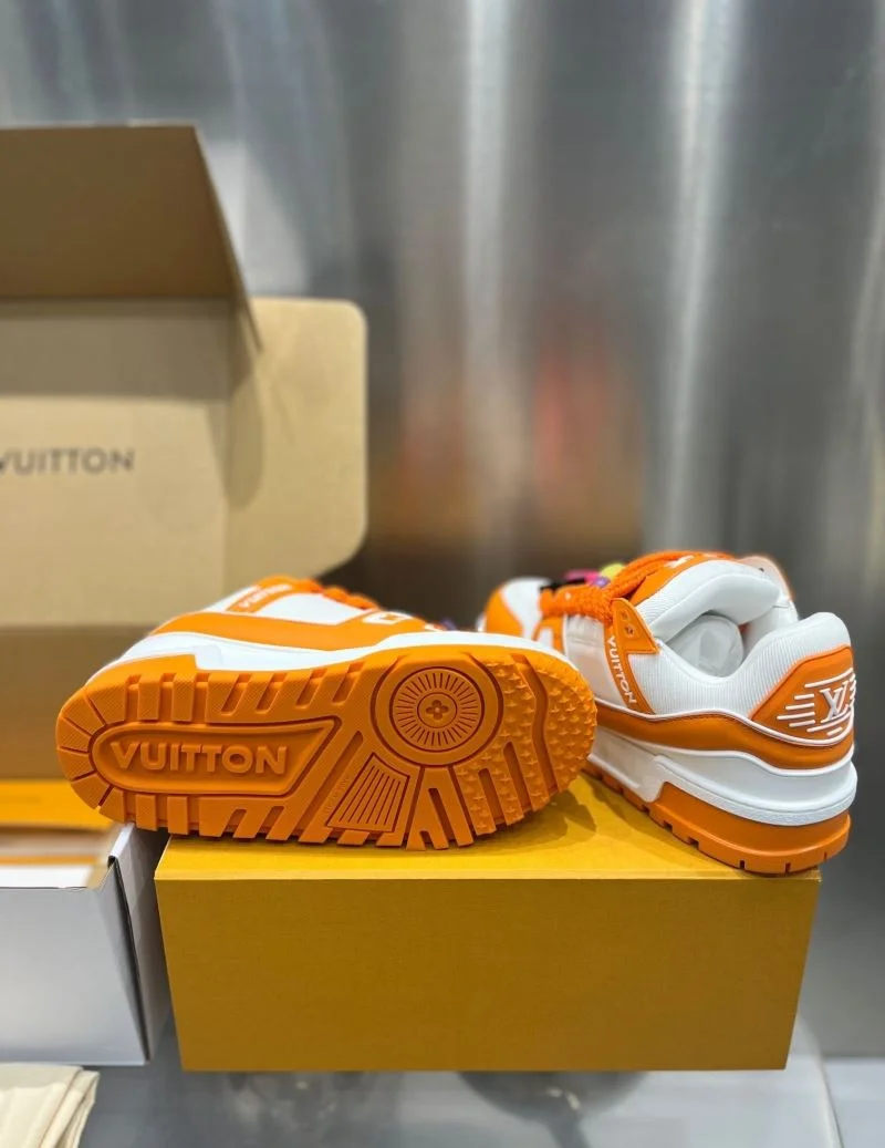 Soft Louis Vuitton Trainer Sneaker 31055