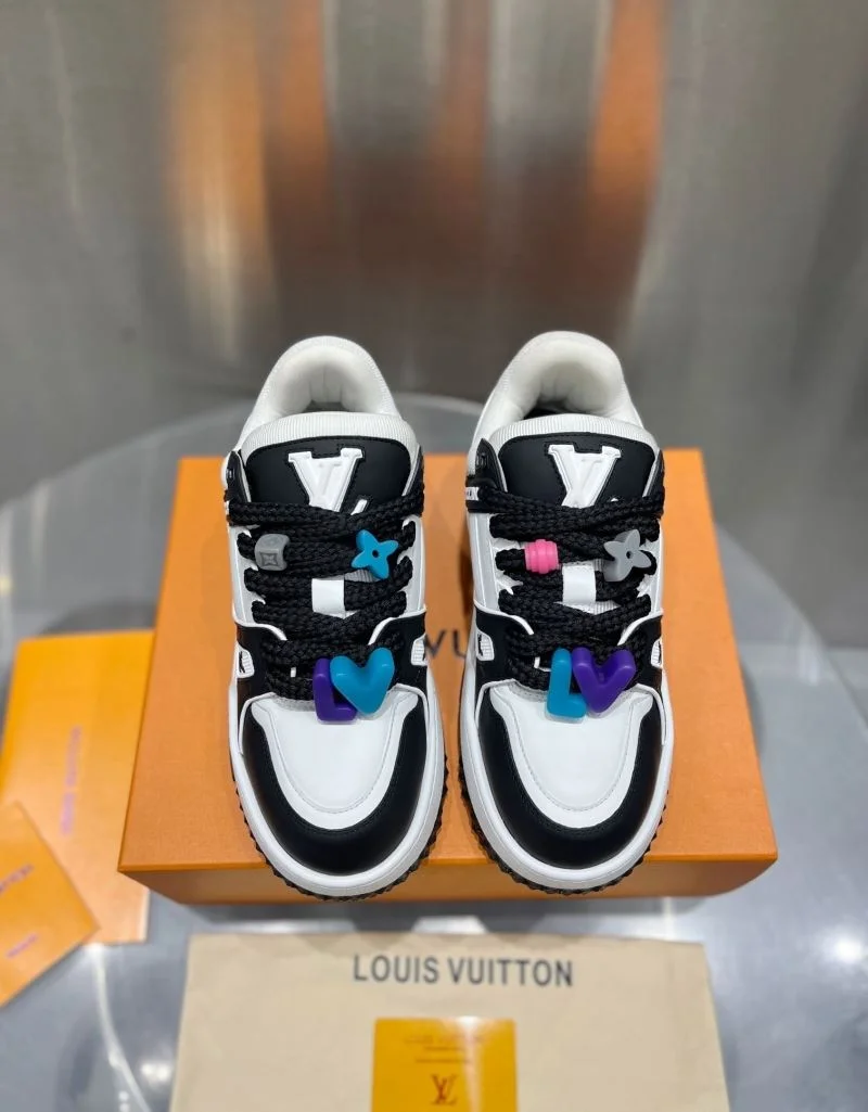 Louis Vuitton Trainer Sneaker Casual 31035