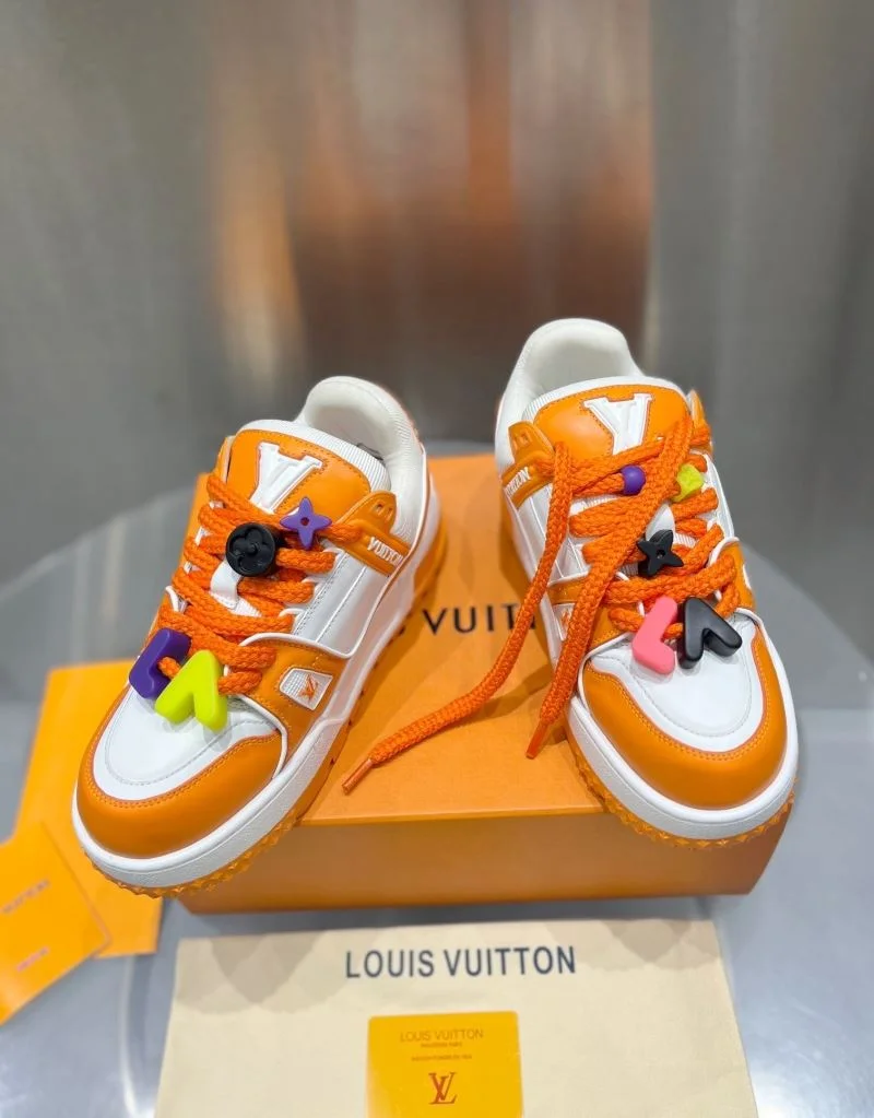 Louis Vuitton Trainer Sneaker ZipUp 31030