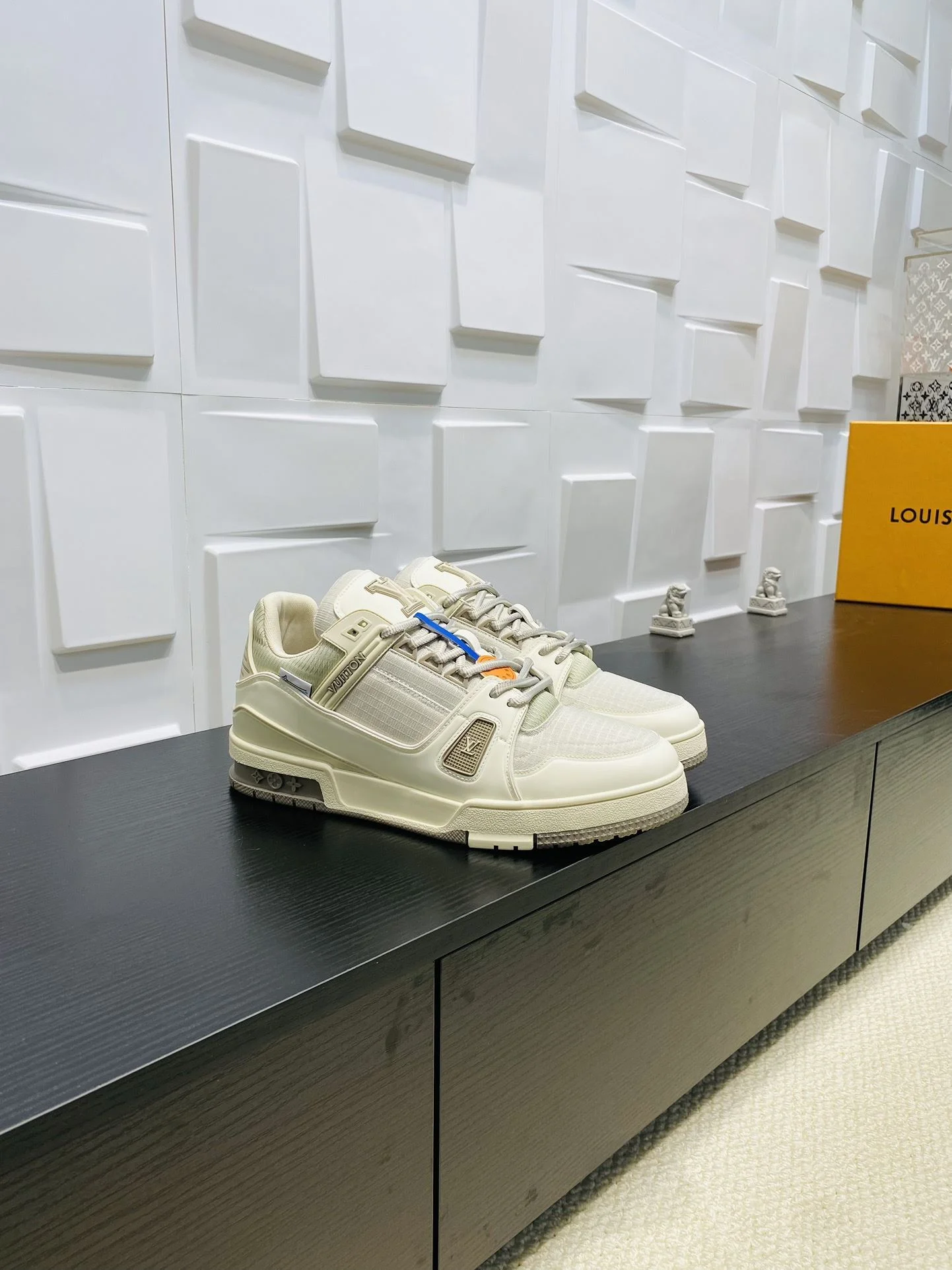 Louis Vuitton Trainer Sneaker Flexible 31023