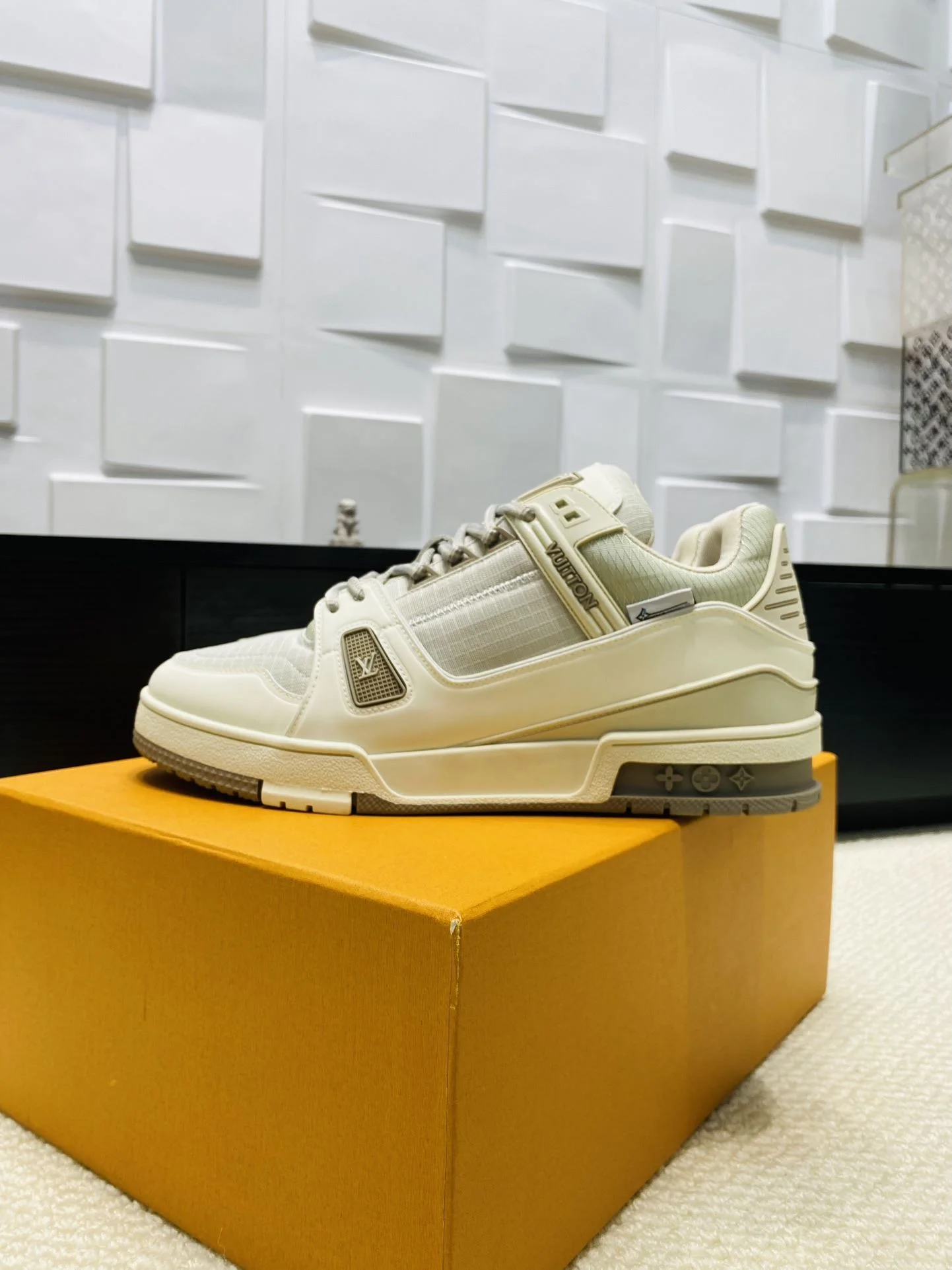 Louis Vuitton Trainer Sneaker Flexible 31023