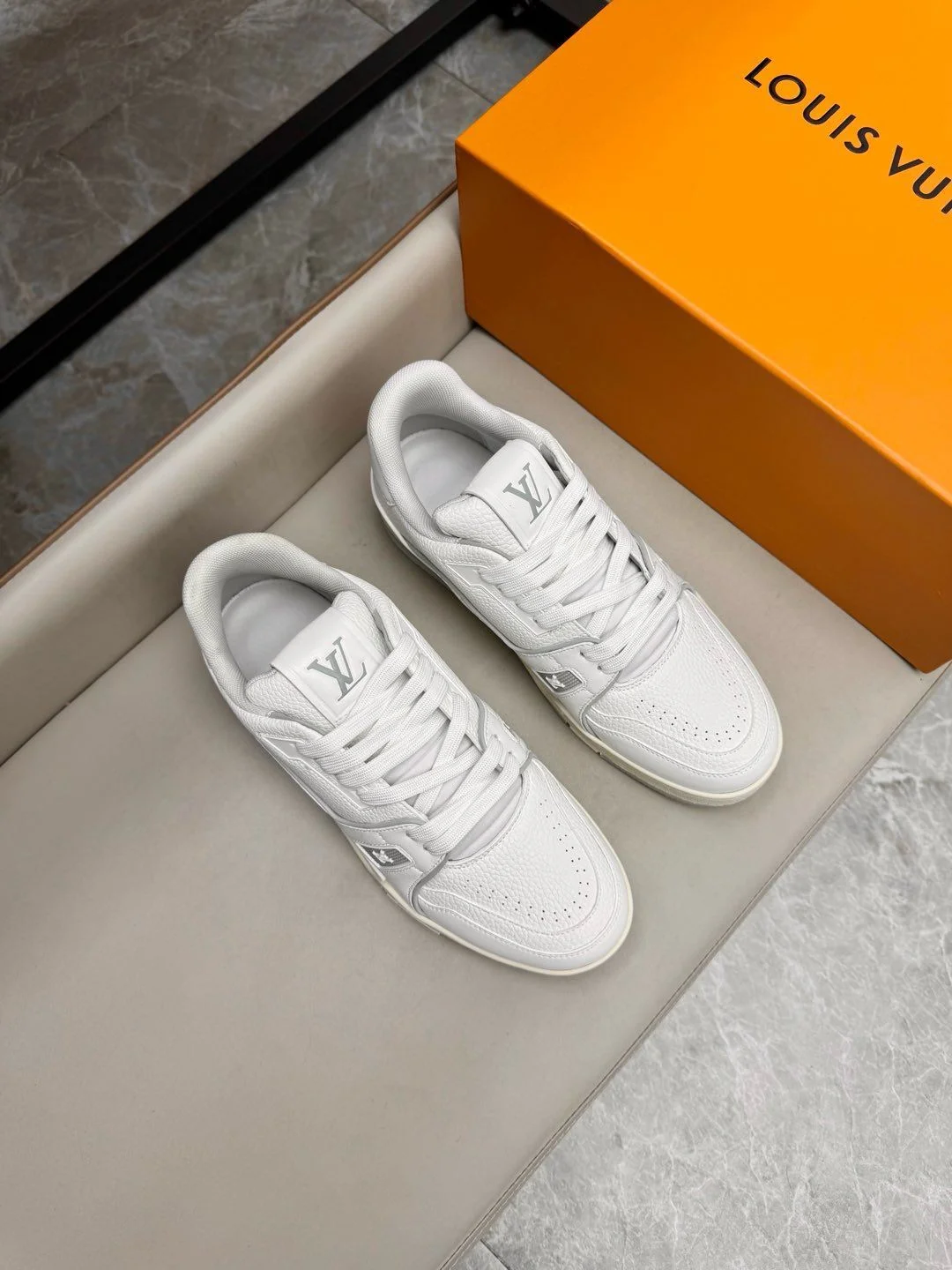 Louis Vuitton Trainer Sneaker OdorResistant 31017