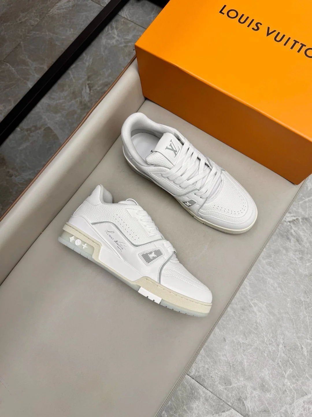 Louis Vuitton Trainer Sneaker OdorResistant 31017