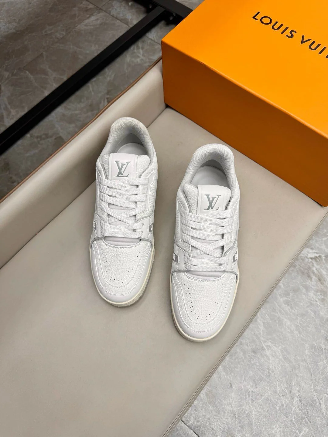 Louis Vuitton Trainer Sneaker OdorResistant 31017
