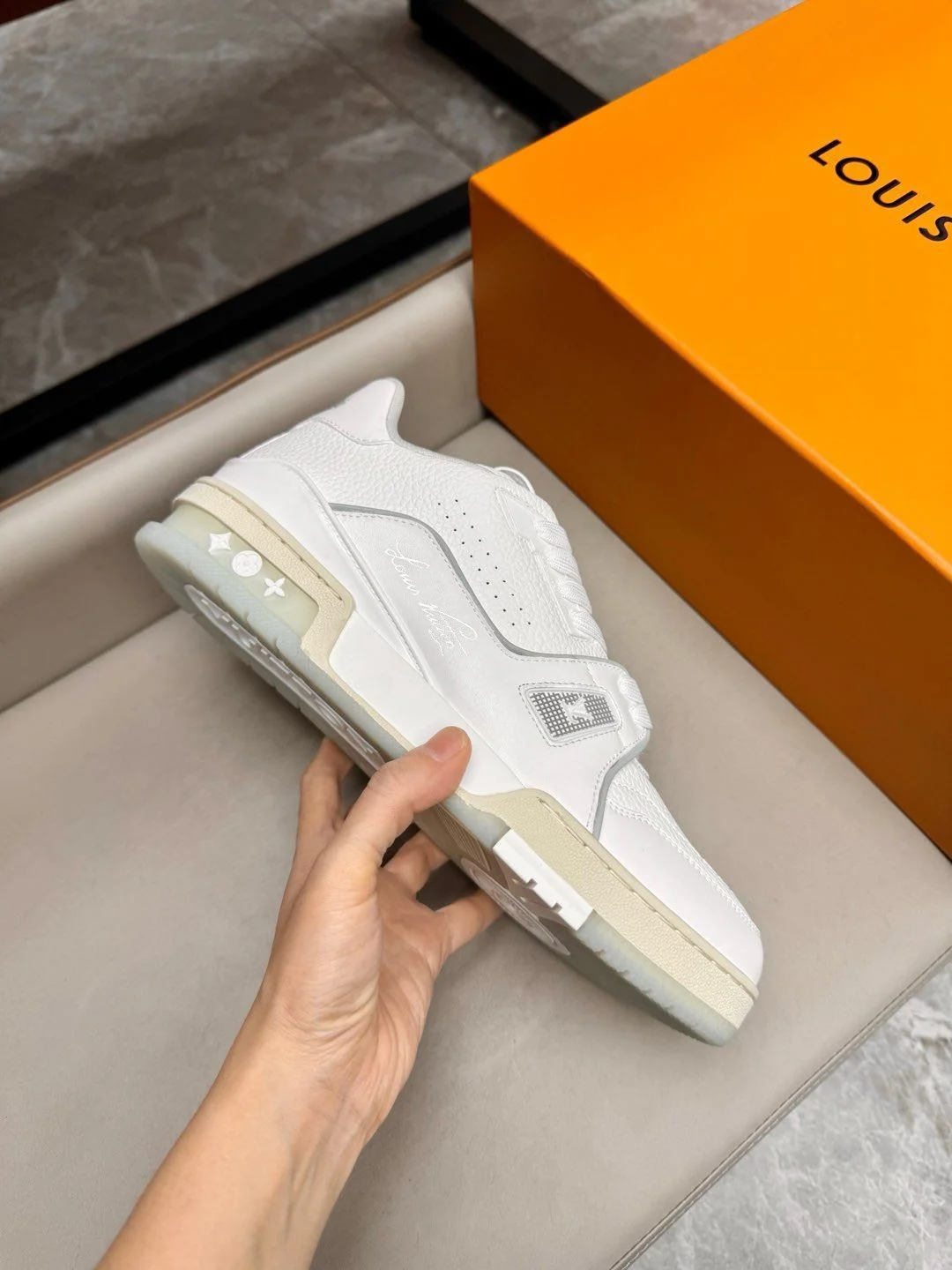 Louis Vuitton Trainer Sneaker OdorResistant 31017